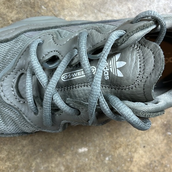 Adidas Ozweego Shoes in moss colorway
Size: 2 1/2 - Picture 8 of 8